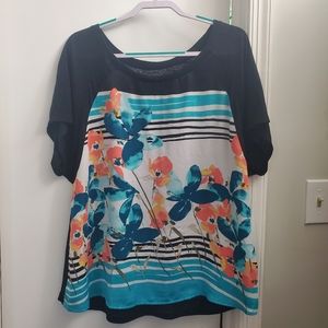 Plus size Lane Bryanr top.  Pretty colors on black.
